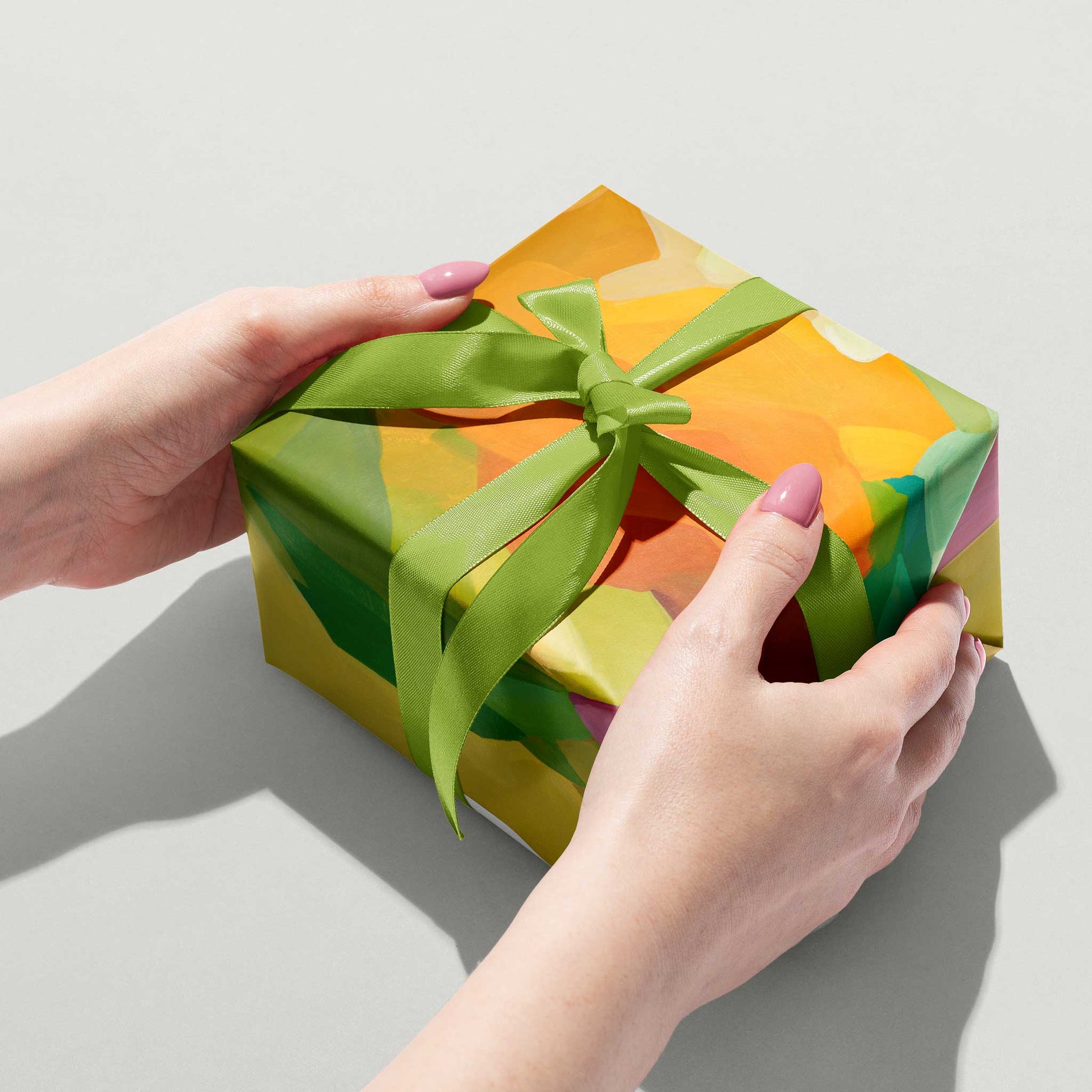 green yellow gift wrpaping uk